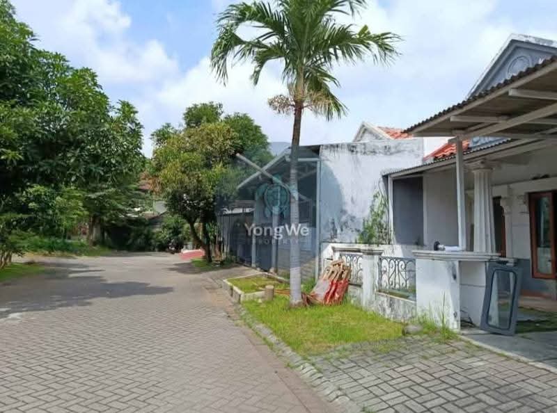 Tampak Dalam